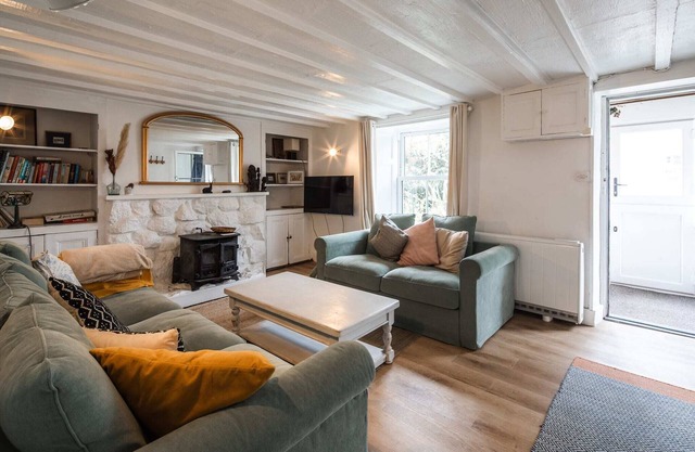 Charming Cottage & Garden, 5 mins to Portreath Beach