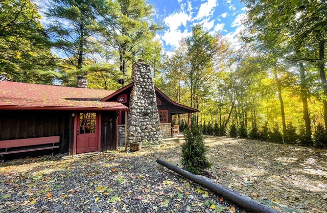 Charming Cottage in the Heart of the Shawangunks