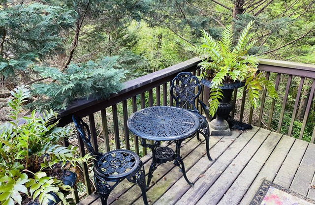 Charming cottage next to East Lake Golf Club