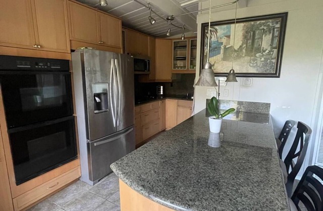 Charming Cottage-Style Apartment in the Heart of Ocean Beach
