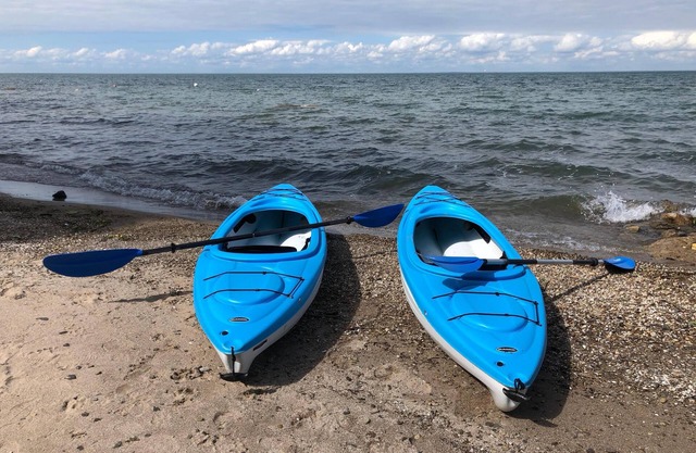 Charming Cottage mit eigenem Strand (6 Personen, A / C, Wifi & Kajaks)