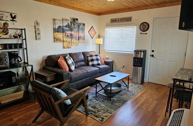 Charming Cottages - NEWLY REMODELED with BATHROOMS and KITCHENS