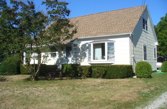 Charming Country Home, Minutes to Sandy beaches, in the Heart of Wine Country