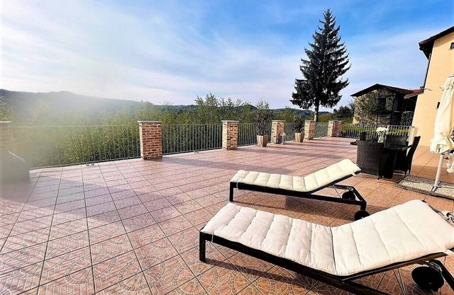 Charming Country House with Panoramic Terrace and Mountain Views