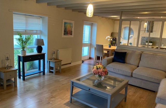 Charming Countryside Cottage, Diptford near Totnes