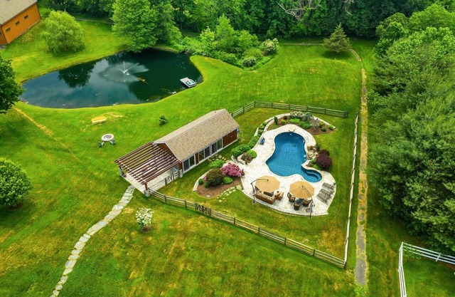 Charming Countryside Retreat w/ Pool & Theater