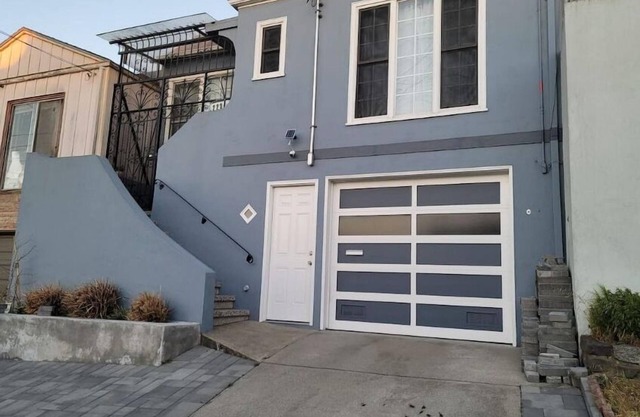 Charming Cozy Home in nature SF views and parks.