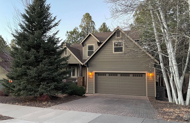 Charming & cozy home in Ponderosa Trails, Flagstaff, AZ