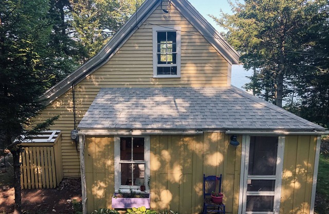Yellow Cottage mit herrlichem Ausblick auf Pleasant Beach, in South Thomaston, Maine