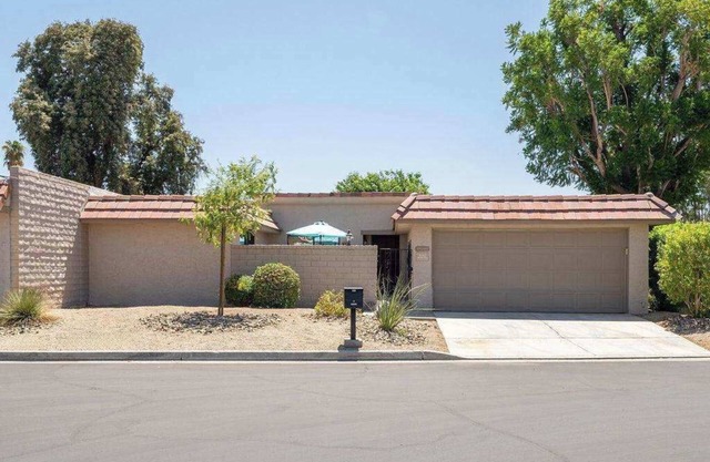 Charming Desert Retreat in Cathedral City