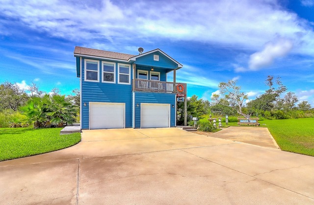 Charming dog-friendly home with balcony, firepit, central AC, & washer/dryer