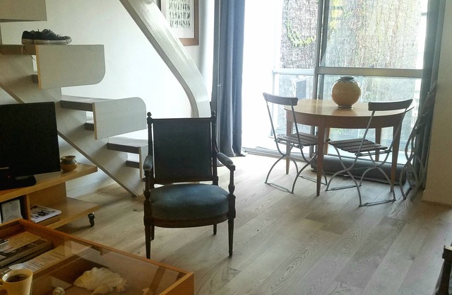 Charmantes Duplex 54m2 in der Nähe von Montparnasse, ruhiges, helles, lebendes Eichenparkett
