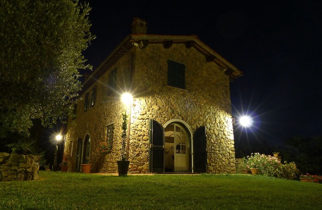 & Mit Charme elegante Villa mit privatem Pool in der Nähe von Lucca Panoramagarten