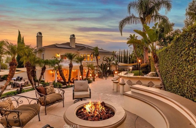 Charming estate in tranquil Rancho Cucamonga with AC, WiFi