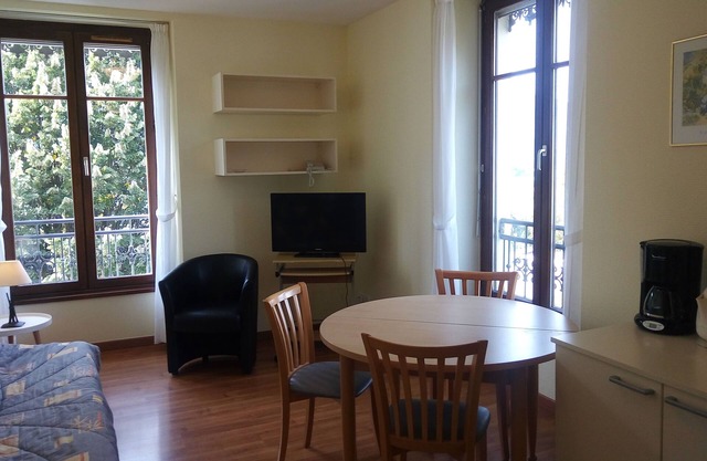 Charming F2, 31m² 1 km von den Thermen, 300 m vom Zentrum entfernt, für Kurgäste oder Ferien