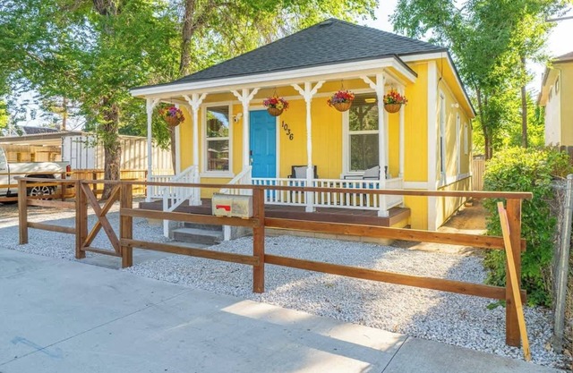Charming Family 2BR Midtown Reno - Pets Welcome