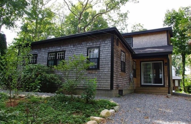 Charmantes, familienfreundliches und komfortables Cottage mit 4 Schlafzimmern in Woods Hole