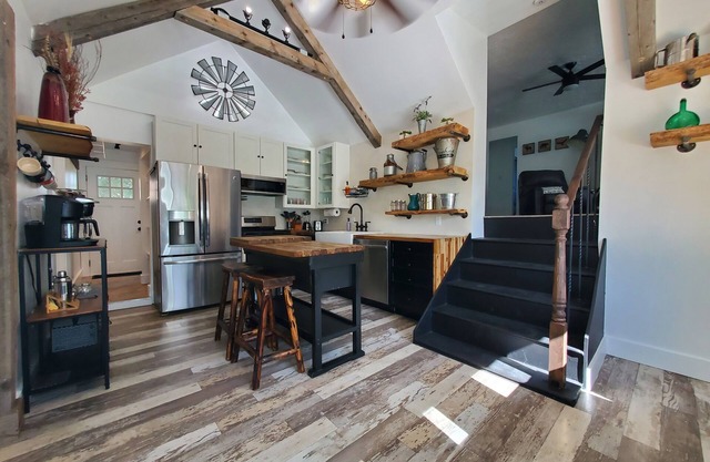 Charming Farmhouse at the base of the Uinta-Wasatch-Cache National Forest.