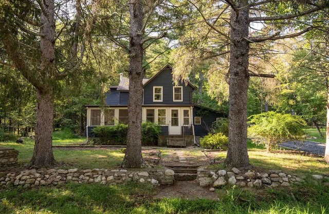 Charming Farmhouse - Minnewaska Park