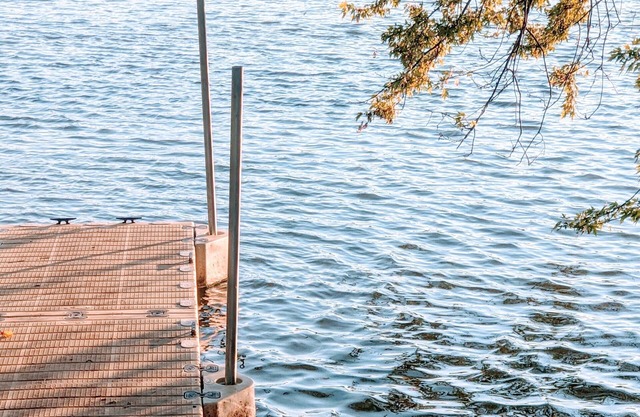 Charming Cottage on the Fox River - Pier, Swimming, Fishing, and FUN!