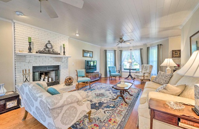 Charming Wilmington Retreat with Deck and Yard!