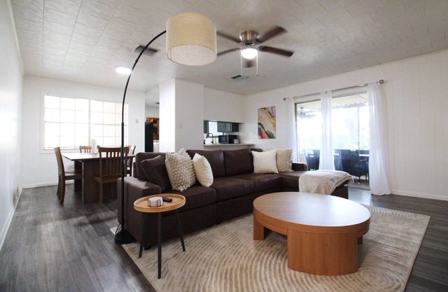 Charming, Fully Furnished 4-Bedroom House w/WiFi, AC, & a Spacious Backyard
