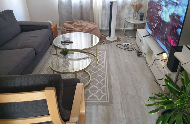 Charming Gelsenkirchen Apartment With Central Heating