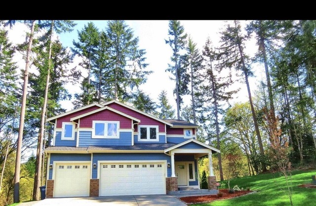 Charming Gig Harbor Hideaway