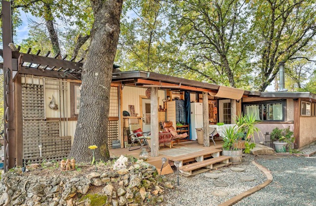 Charming Grass Valley Getaway on 6 Acres!