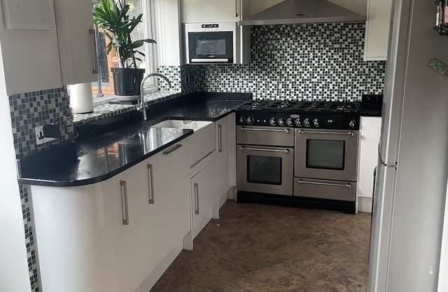 Charming Green Retreat in Idyllic Eccleston