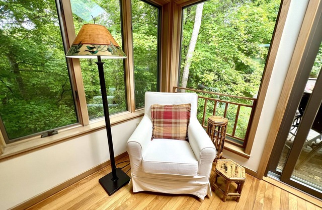 Newly Listed, Lovely, Lambert's Cove Guest House
