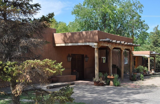 Bezauberndes Adobe im Hacienda-Stil verzaubert Sie