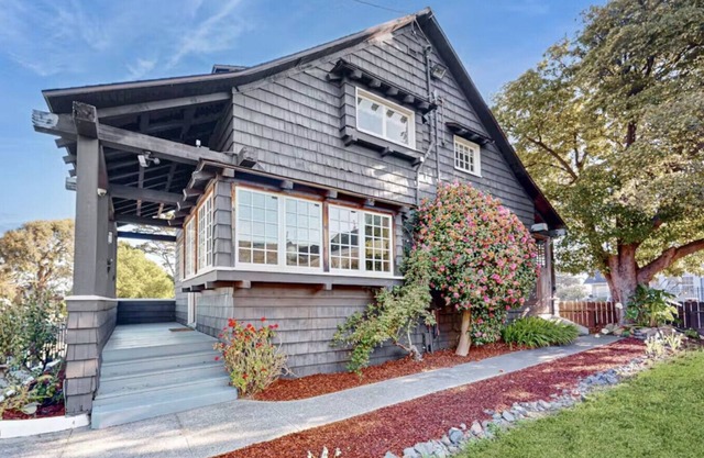Charming Historic 3-Bedroom Home Just One Block from Humboldt Bay – Walk to Shops & Restaurants