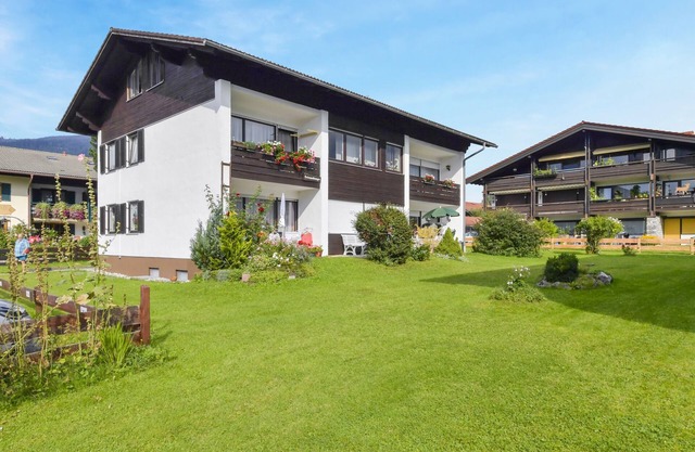 Charmante Ferienwohnung "Ried Inzell" mit Bergblick und WLAN; Parkplätze vorhanden