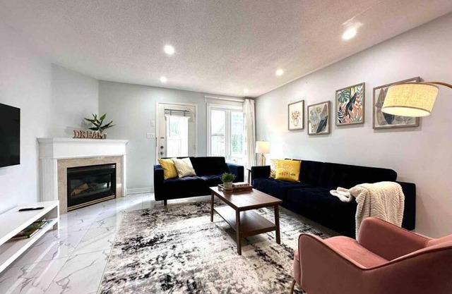 Charming Home in Prime Location North of Toronto