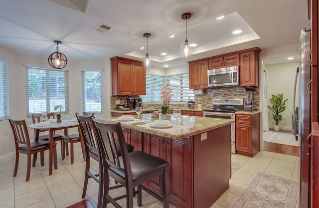 Charming Home in sunny San Diego, Newly Renovated!