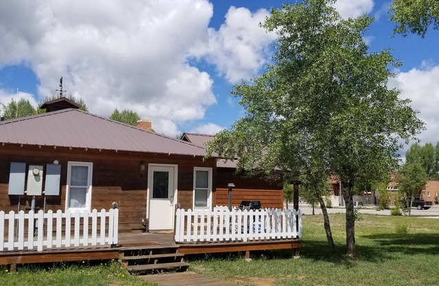 Charming Home in the Heart of Downtown Pinedale
