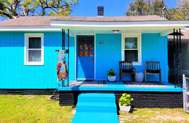 Charming Home Near NAS