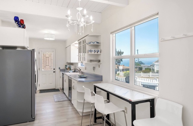 Charming Home on the Hill with Ocean Views - two Queen beds and one full bed
