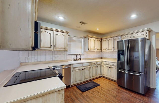 Charming home with indoor fireplace, outdoor firepit, and private washer/dryer