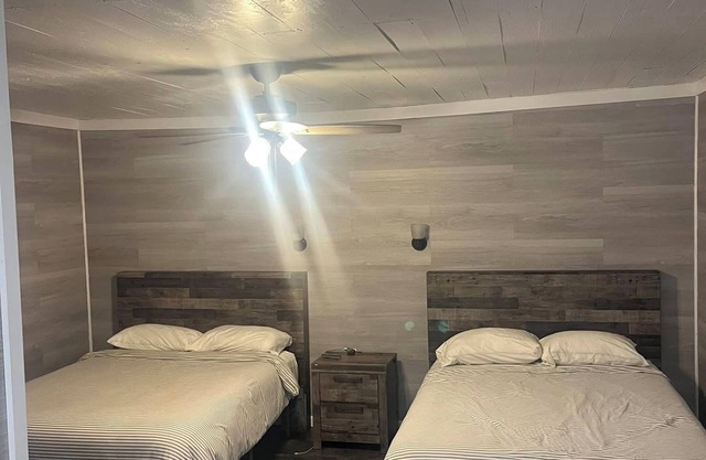 Charming hotel with WiFi and AC in serene Golden Meadow