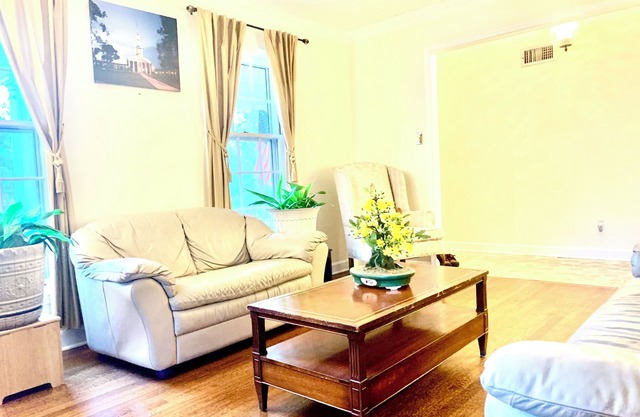 Charming House 2br-2ba-4beds-Long Stay