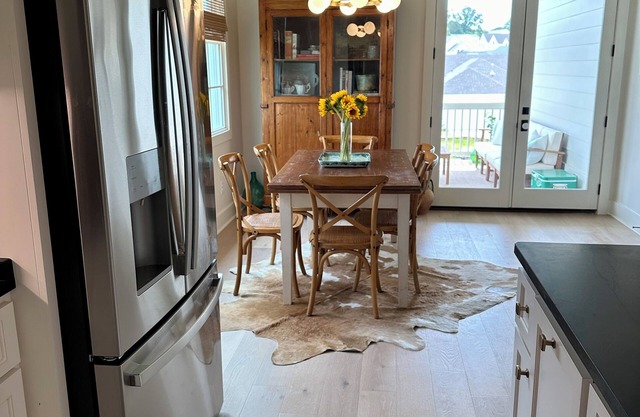 Charming House at The Lamar, 2 bed 2 bath!