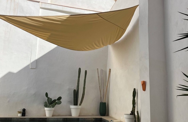 Charming house between sea and mountains in Riad style! Swimming pool, patio, roof top
