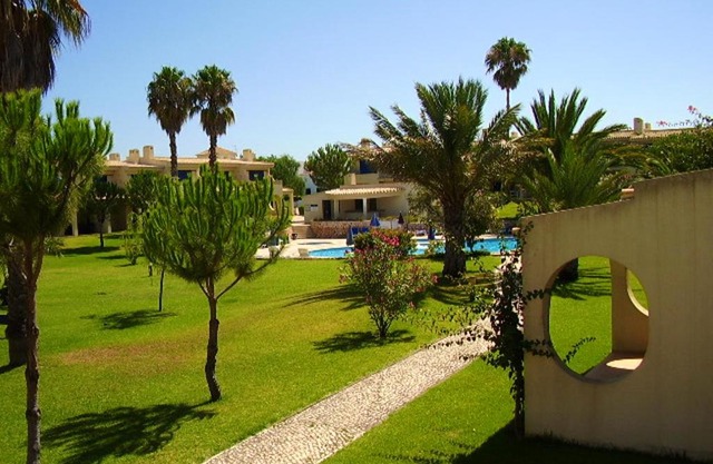 Charming house in Alvor with shared pool