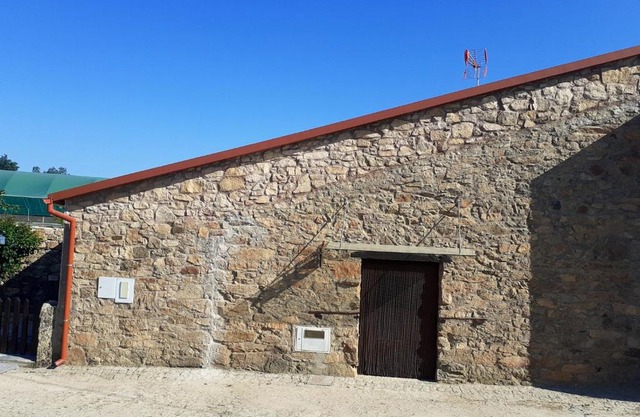 Charming house in Parada with mountain view and fenced garden