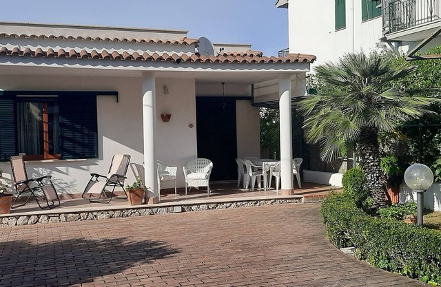 Charmante unabhängige Villa mit Garten in der Nähe des Meeres und in der Nähe von Rom