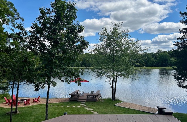 Luxuriöses Lakefront 3BR / 2Bath Innsbrook Chalet