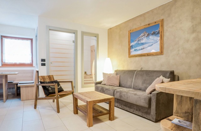 Charmante Ferienwohnung "Il Mondo di Patty 3" mit Bergblick, WLAN & Garten