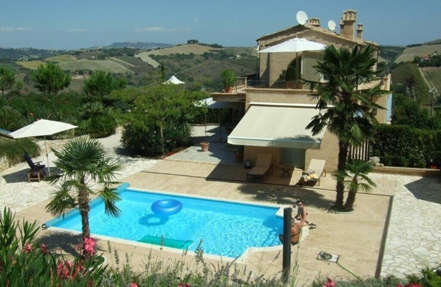Charmantes italienisches Haus mit Pool und mediterranem Garten
